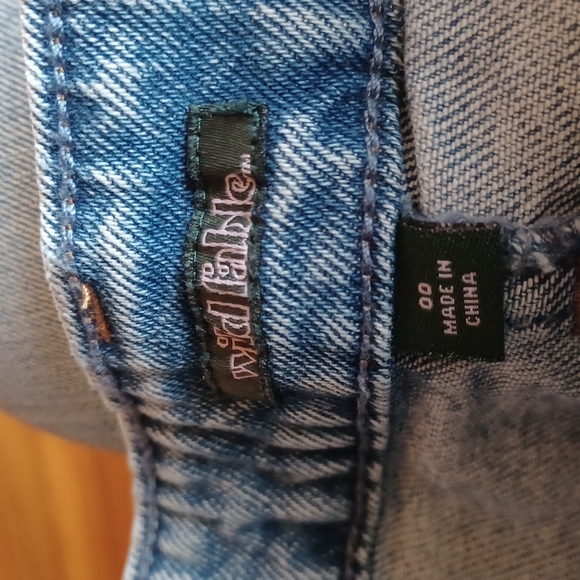 Wild fable skirt - Picture 3 of 3